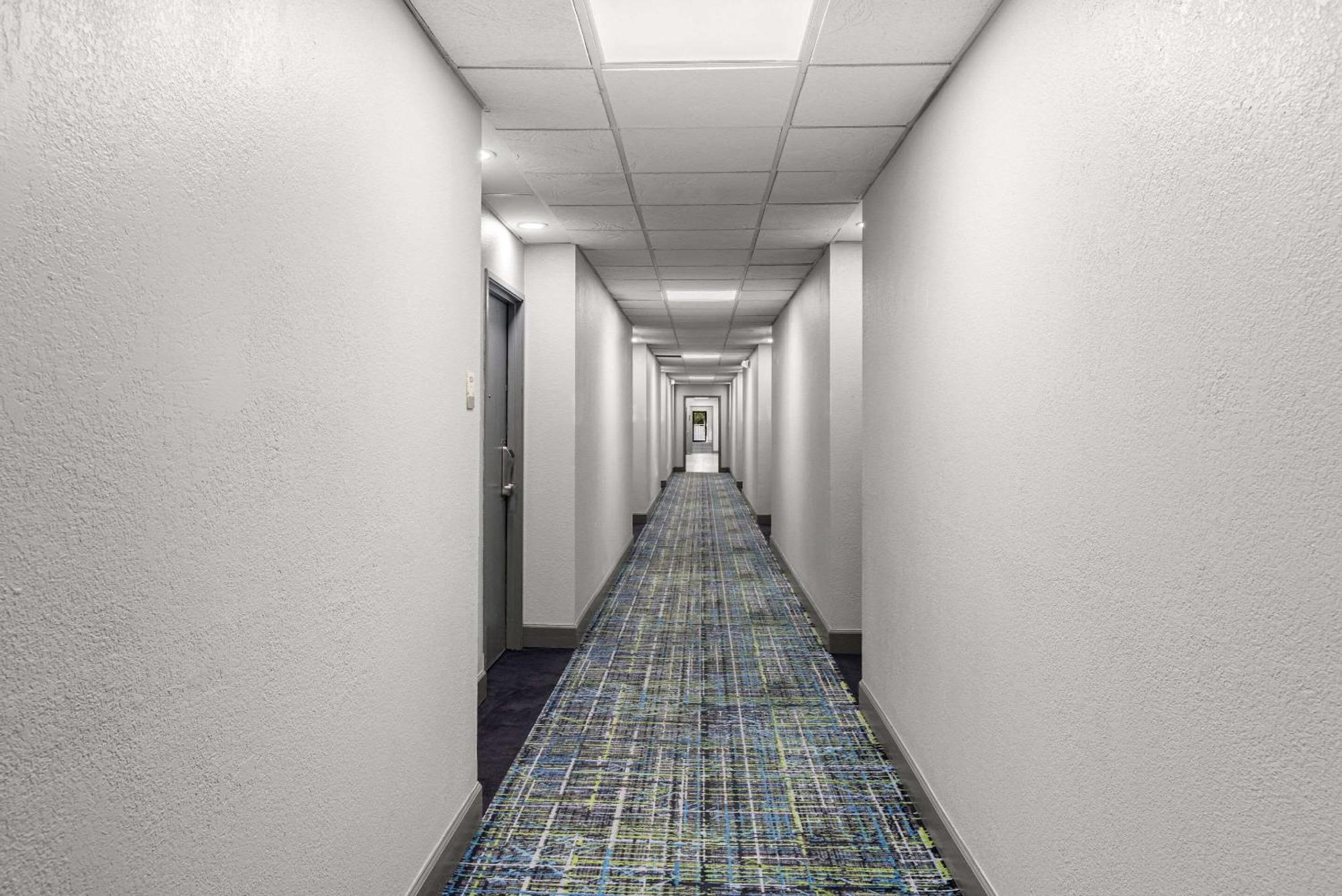 Clarion Pointe Hinesville Near Fort Stewart ภายนอก รูปภาพ